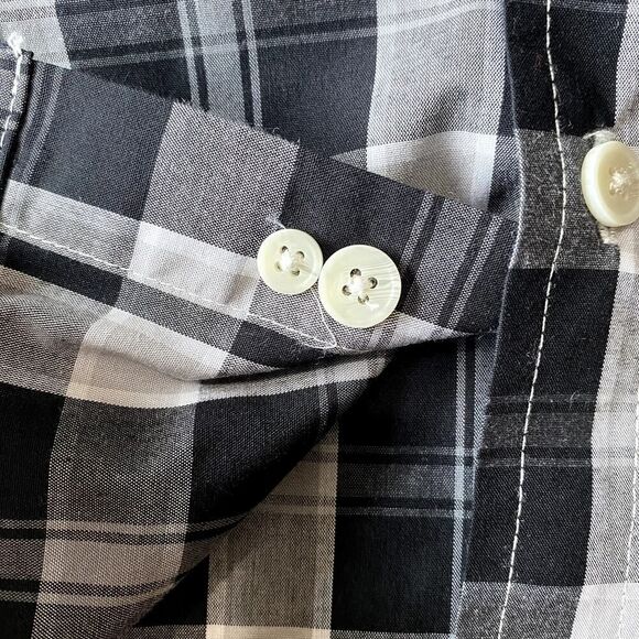 Urban Pipeline Plaid Button Up Black Gray Large - Picture 5 of 11